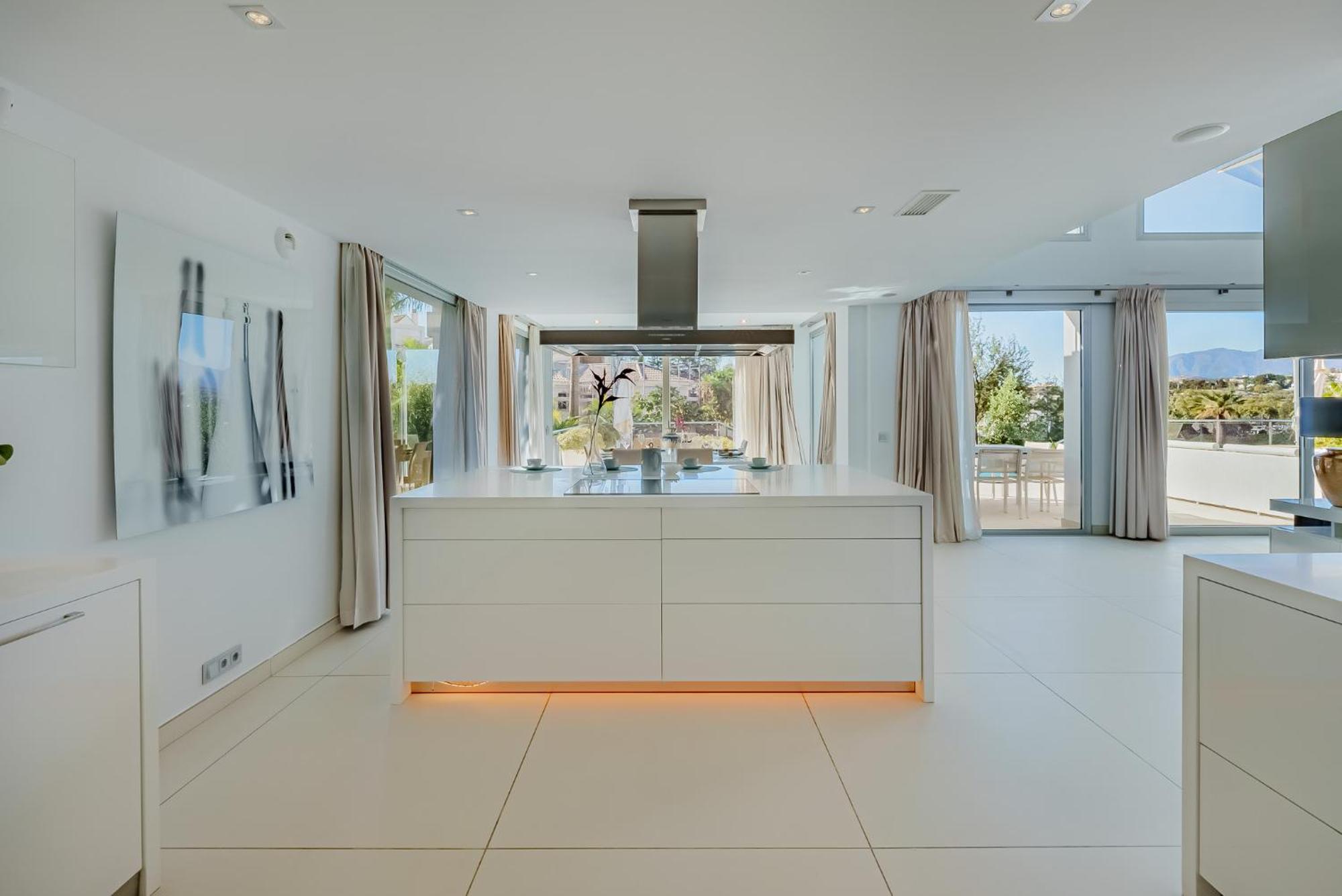 Luxury Villa-los Naranjos Golf Club Villa