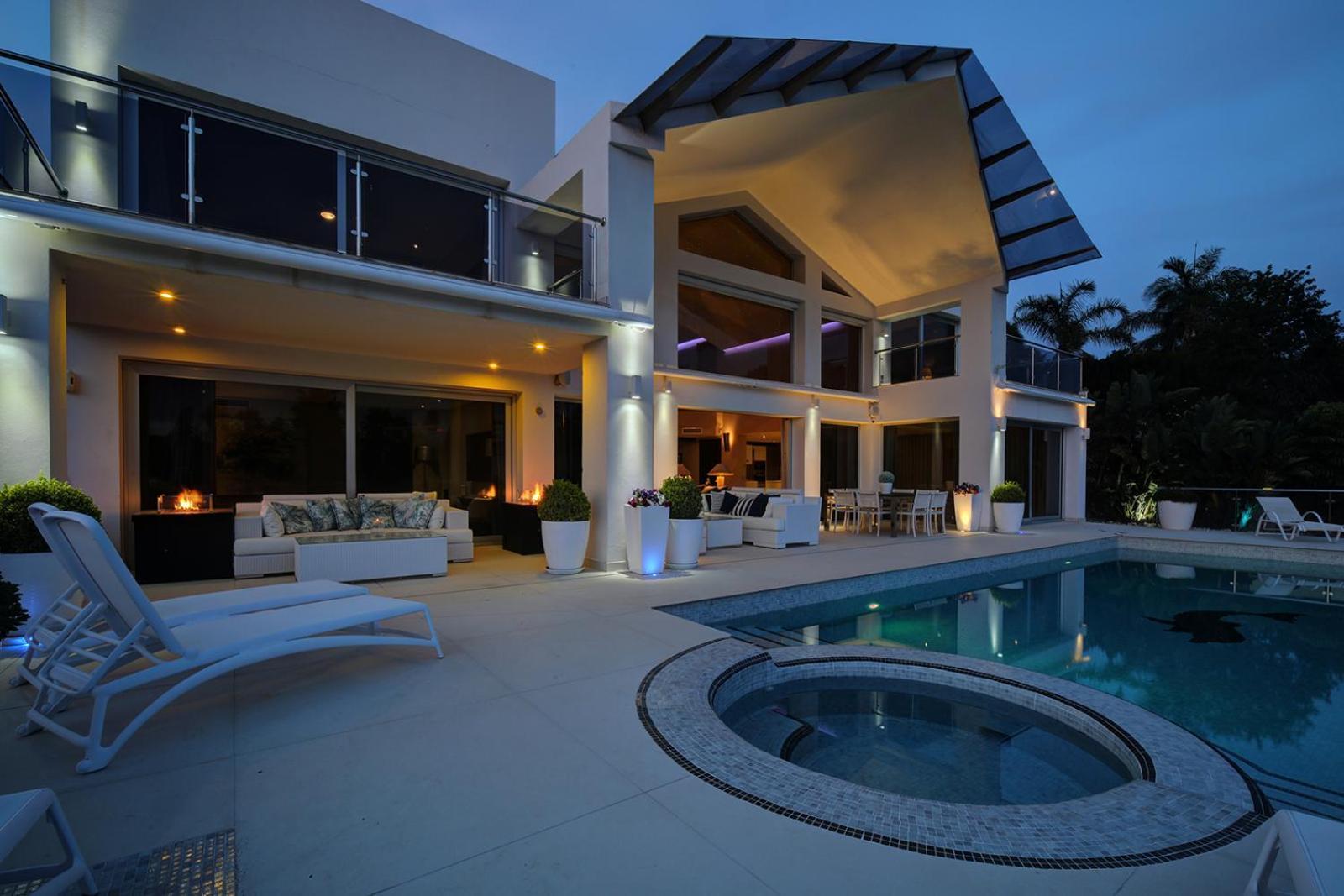Villa Luxury Villa-los Naranjos Golf Club