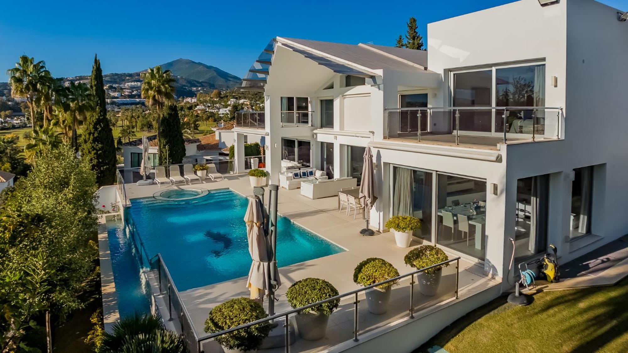 Luxury Villa-los Naranjos Golf Club